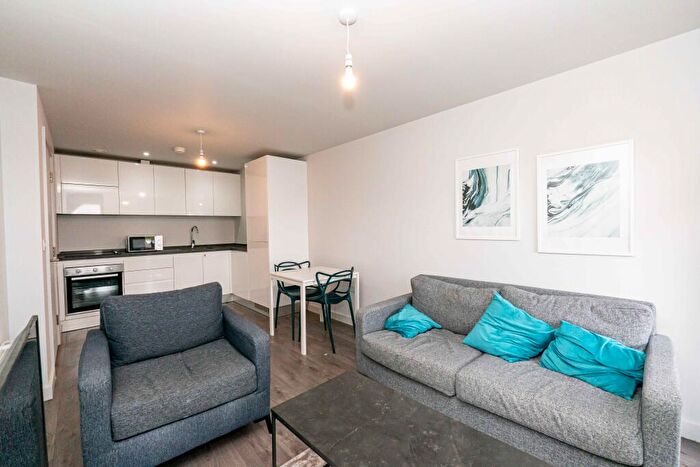 1 Bedroom Apartment To Rent In Neptune Place, Liverpool, L8