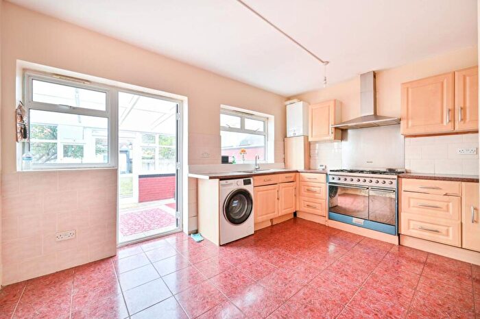 4 Bedroom Semi Detached House For Sale In Norton Road, Wembley, HA0
