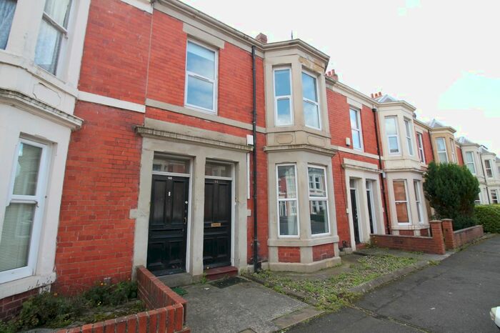 2 Bedroom Flat To Rent In Lavender Gardens, West Jesmond, NE2