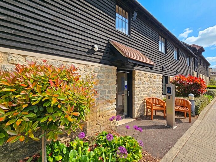 2 Bedroom Retirement Property For Sale In Mote Park, Maidstone, Kent, ME15