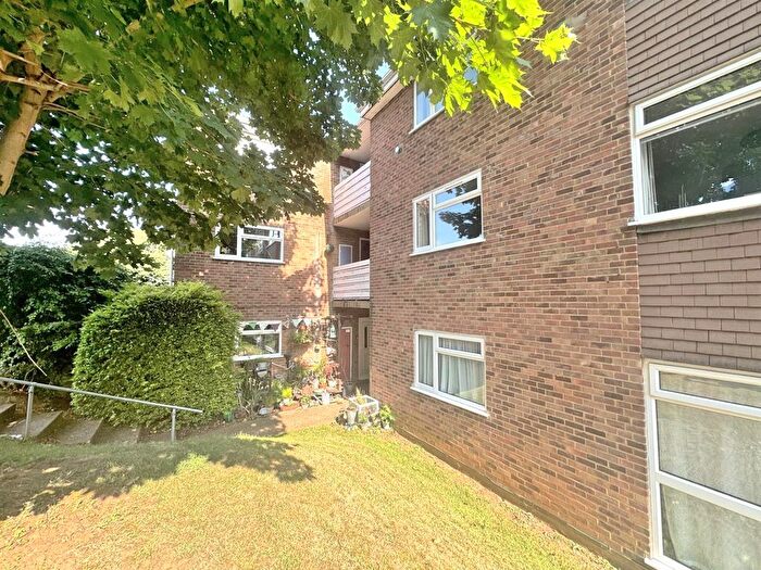 1 Bedroom Flat To Rent In Osterley Close, Stevenage, SG2