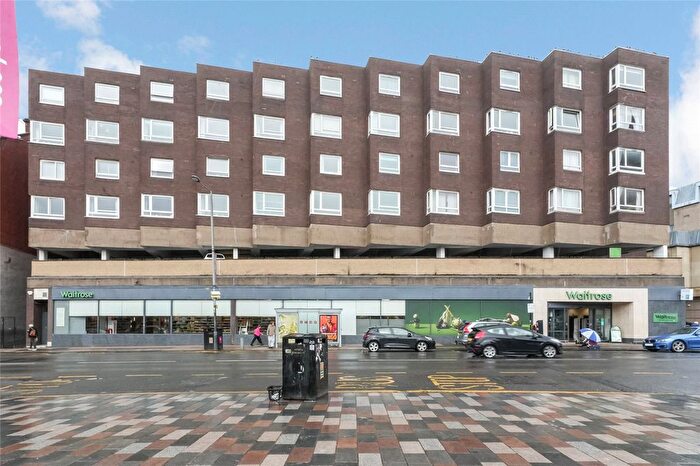 1 Bedroom Flat For Sale In Grosvenor Court, Byres Road, Hillhead, G12