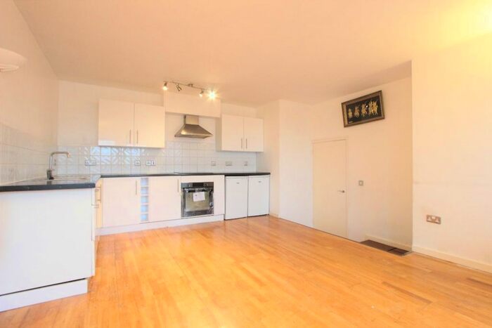 2 Bedroom Flat To Rent In Calderwood Street, London, SE18