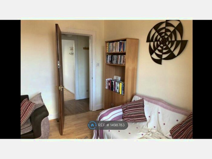 3 Bedroom Flat To Rent In Perth, Perth, PH2