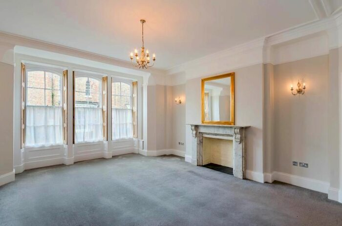 2 Bedroom Flat To Rent In St. Mary's, Bootham, York YO30