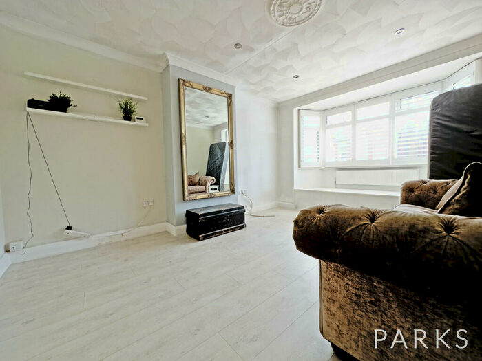 2 Bedroom Apartment To Rent In Colbourne Road, Hove, BN3