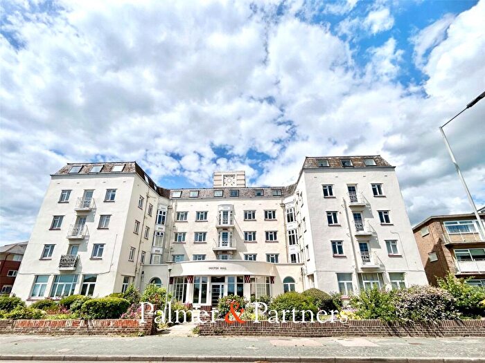 2 Bedroom Apartment To Rent In Marine Parade East, Clacton-on-Sea, Essex, CO15