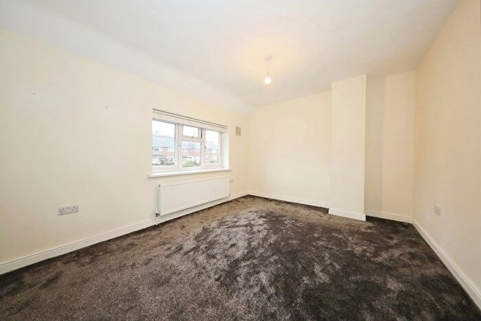 2 Bedroom Semi-Detached House For Sale In Wolmer Road, Ashmore Park, Wolverhampton, WV11