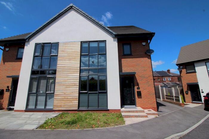 3 Bedroom Semi-Detached House To Rent In Rosemont Place, Orrell, Wigan, WN5