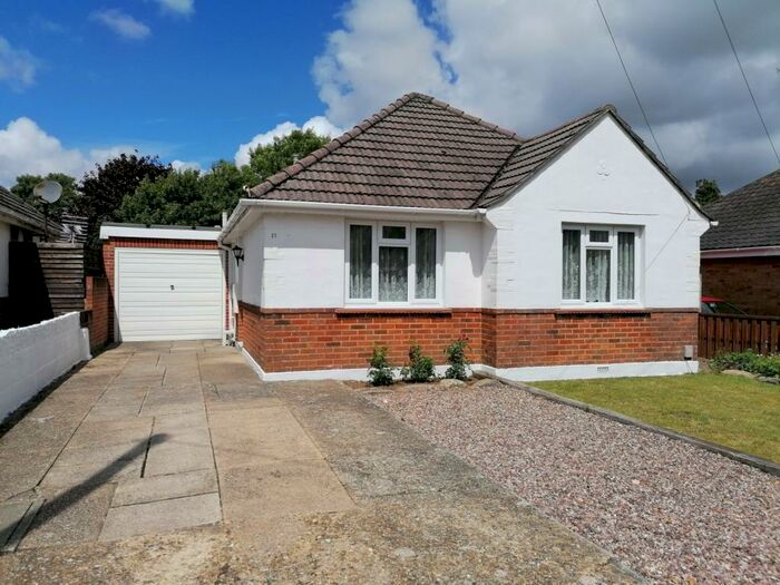 3 Bedroom Bungalow To Rent In Bearwood, BH11