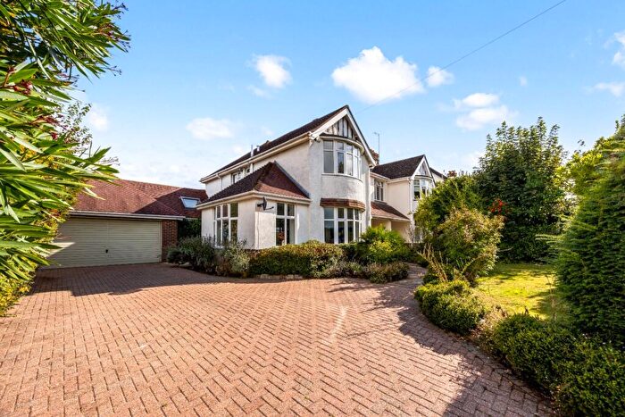 3 Bedroom Semi-Detached House For Sale In Mill Lane, Shoreham-By-Sea, West Sussex, BN43