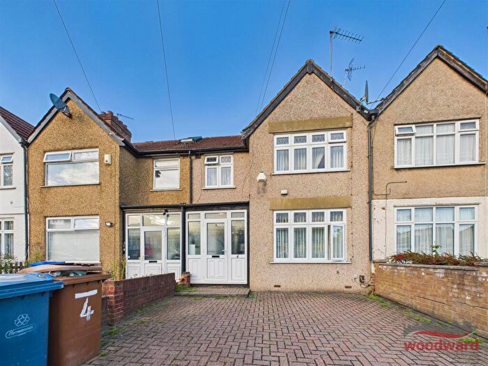 3 Bedroom Terraced House For Sale In Hibbert Road, Harrow, HA3