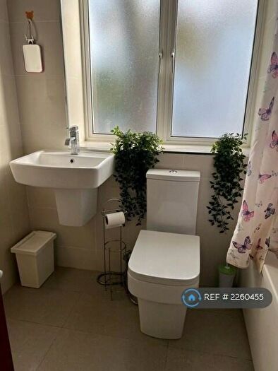 1 Bedroom Flat To Rent In Warner House, London, NW8