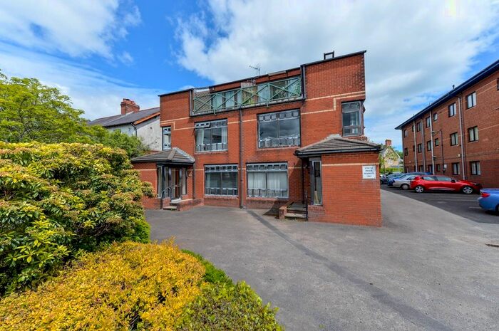 1 Bedroom Flat To Rent In Hawthornden Mews, Belfast, BT4