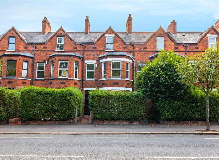 4 Bedroom Mid Terraced House For Sale In Ravenhill Road, Belfast, BT6