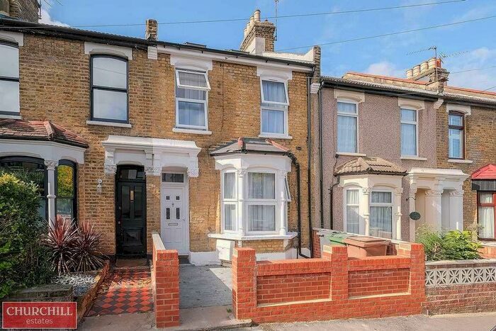 5 Bedroom Terraced House To Rent In Brookdale Road, London, E17