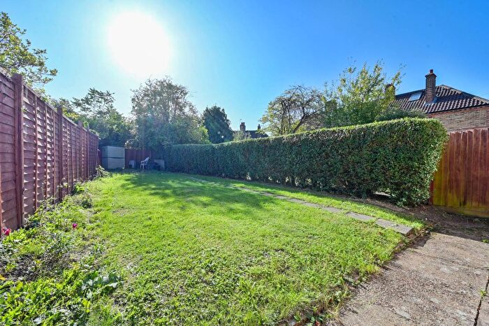 2 Bedroom Semi-Detached House For Sale In Sundew Avenue, Shepherd's Bush, London, W12