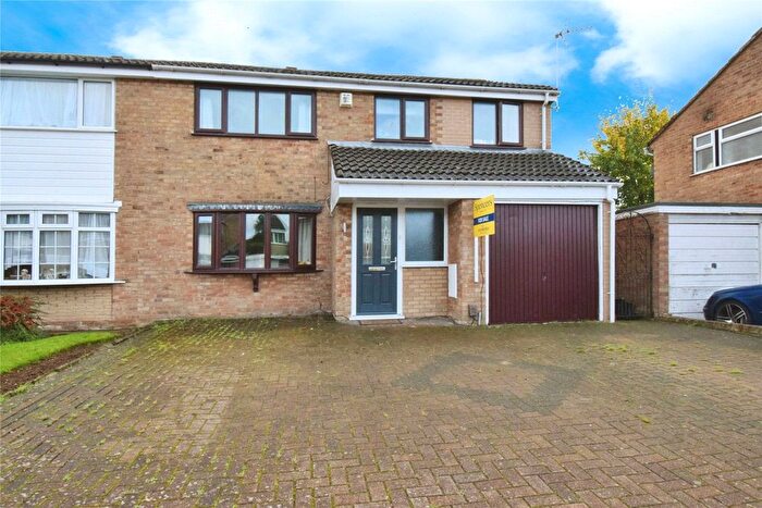 5 Bedroom Semi-Detached House For Sale In Torrington Close, Wigston, Leicestershire, LE18