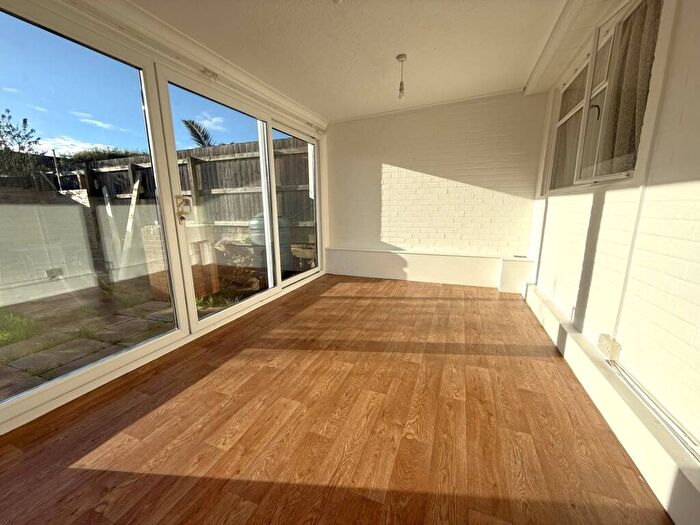 2 Bedroom Bungalow For Sale In Linden Close, Exmouth, EX8