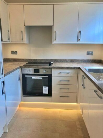 2 Bedroom Flat To Rent In Elgin Avenue, Maida Vale, W9