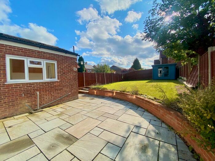 3 Bedroom Property To Rent In Goldfield Road, Tring, HP23