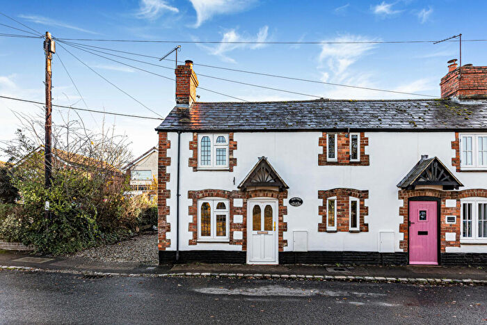 2 Bedroom Terraced House For Sale In White Road, Wantage, OX12