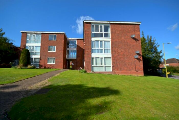 2 Bedroom Flat To Rent In Baldwins Lane, Croxley Green, Rickmansworth WD3