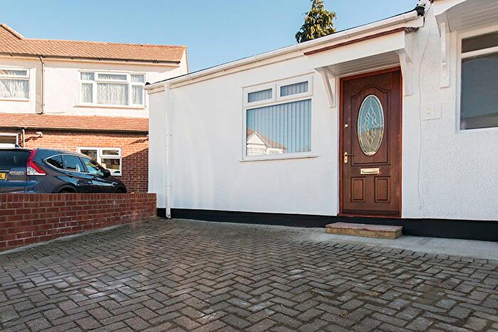 1 Bedroom Flat To Rent In Penfold Road, Edmonton, N9