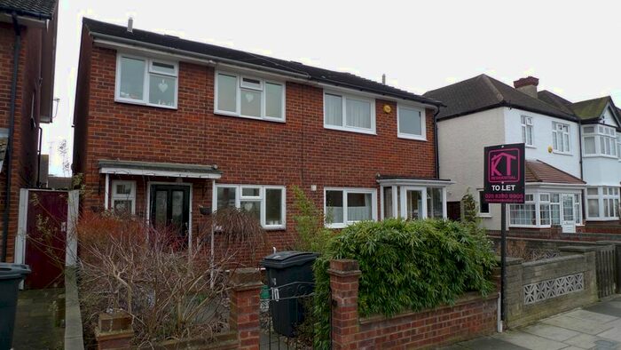 3 Bedroom Semi-Detached House To Rent In Douglas Road, Surbiton, KT6
