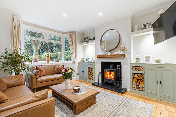 2 Bedroom Semi-detached House For Sale In North Western Avenue, Watford, Hertfordshire, WD25