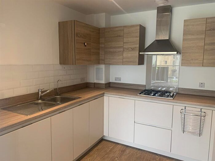 1 Bedroom Flat For Sale In Handley Page Road, IG11