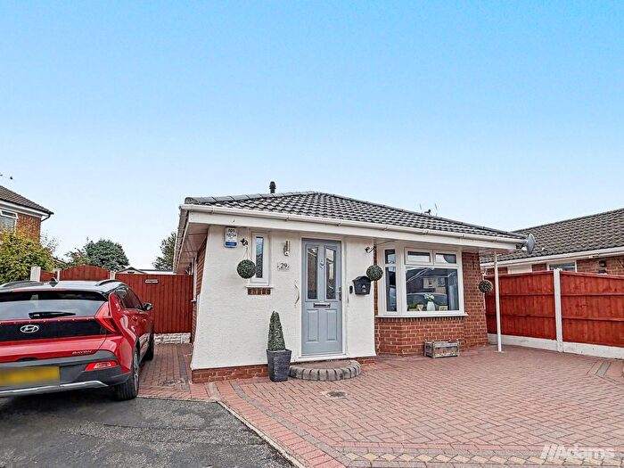 2 Bedroom Bungalow For Sale In Burnsall Drive, Widnes, WA8