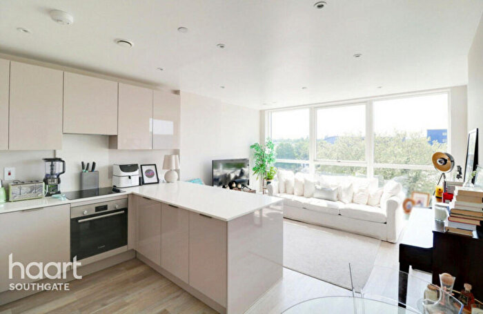 1 Bedroom Apartment For Sale In Mill Court, Montmorency Gardens, London, N11