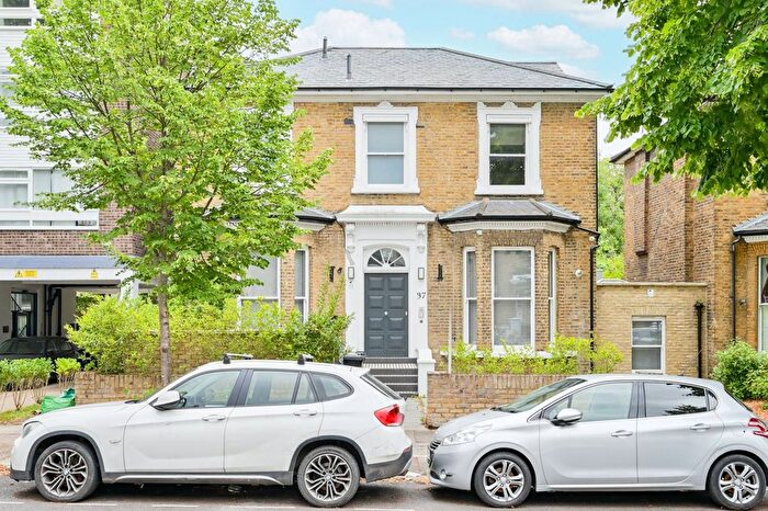 Studio To Rent In Eaton Rise, Ealing, W5