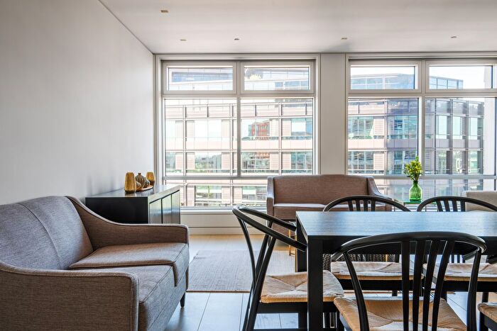 2 Bedroom Flat To Rent In New Oxford Street, West End, WC1A