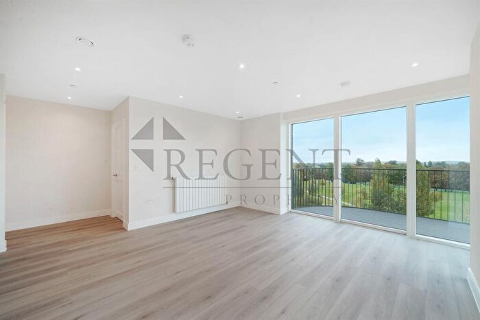2 Bedroom Apartment To Rent In Cairncross House, Kidbrooke Village, SE3