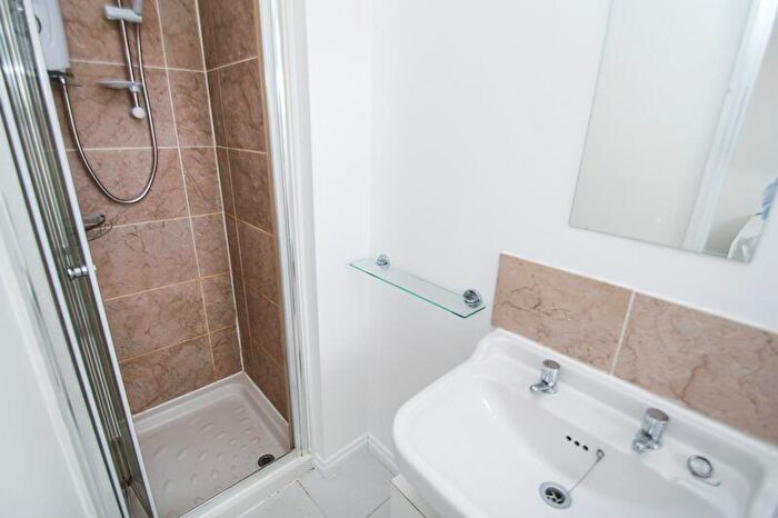 4 Bedroom Property To Rent In Burnaby Road, Bournemouth, BH4