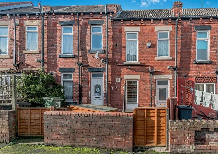3 Bedroom Terraced House For Sale In Bangor Place, Wortley, Leeds, LS12