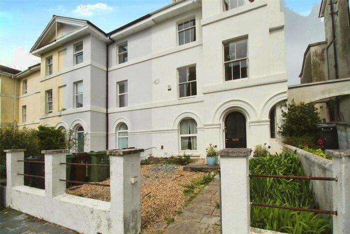 2 Bedroom Flat To Rent In Wyndham Square, Plymouth, Devon, PL1
