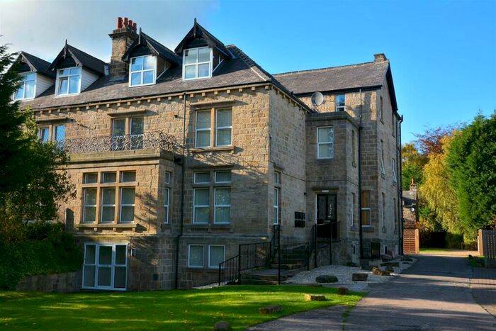 2 Bedroom Apartment To Rent In Apartment, Summerfield House, Outwood Lane, Horsforth, Leeds, LS18