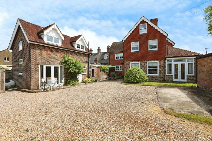 5 Bedroom Detached House For Sale In Blackham, Tunbridge Wells, TN3
