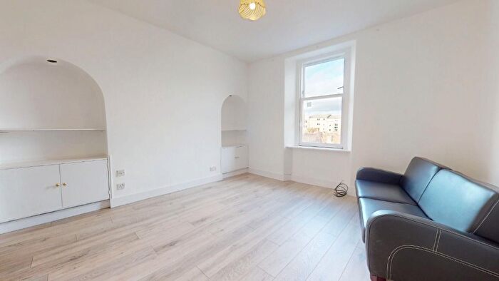 1 Bedroom Flat To Rent In Merkland Road East, City Centre, Aberdeen, AB24