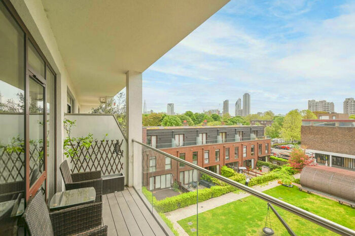 2 Bedroom Apartment To Rent In D Gibson Road, London, SE11