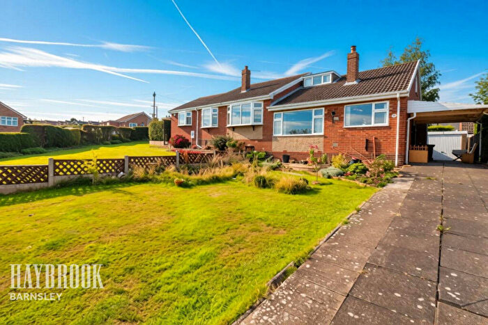 3 Bedroom Bungalow For Sale In Longley Street, Barugh Green, S75