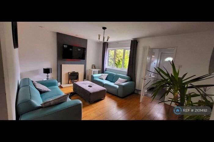 4 Bedroom Detached House To Rent In Two Mile Ash, Two Mile Ash, Milton Keynes, MK8