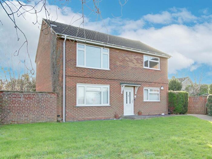 2 Bedroom Maisonette To Rent In Chequer Street, Fenstanton, PE28