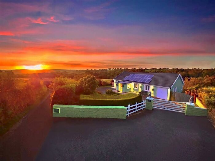 3 Bedroom Detached Bungalow For Sale In Cilcennin, Lampeter SA48