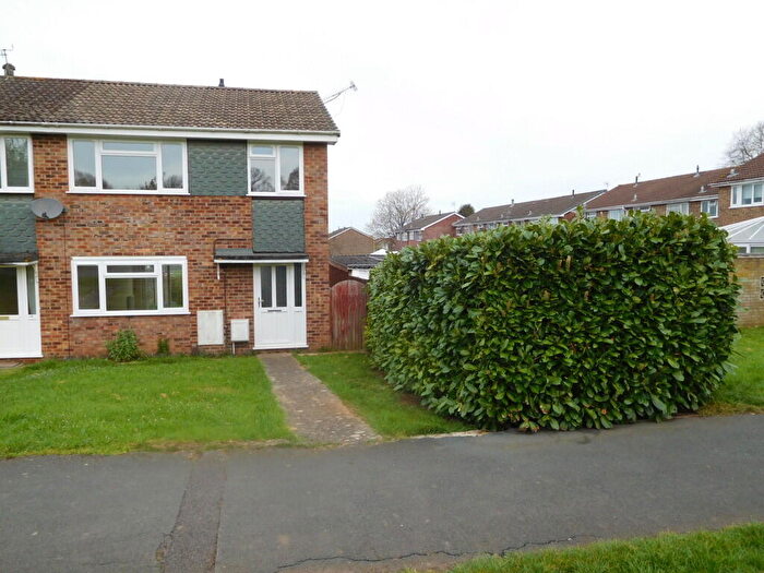 3 Bedroom End Of Terrace House To Rent In Cherington, Yate, BS37