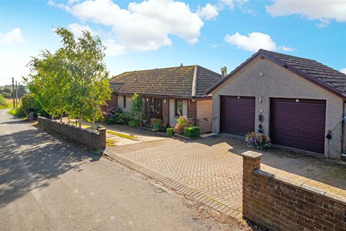 3 Bedroom Detached Bungalow For Sale In An Sealladh, Baintown, By Leven, KY8