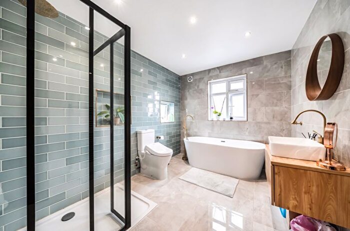 3 Bedroom Terraced House For Sale In Lansdowne Road, Purley, CR8